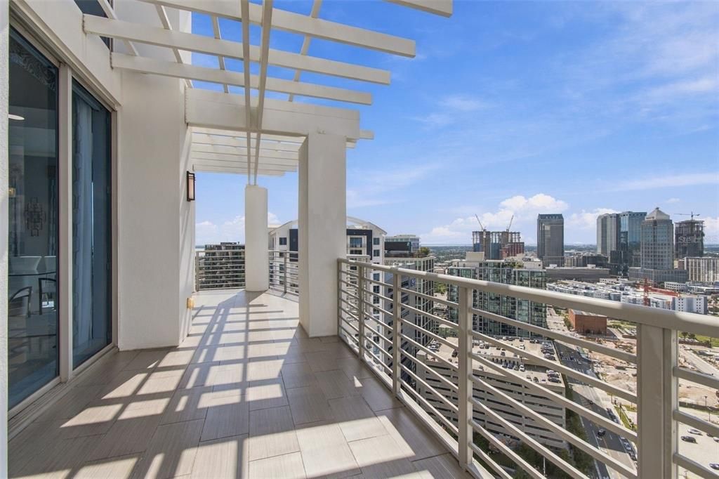 For Sale: $3,899,000 (3 beds, 3 baths, 4178 Square Feet)