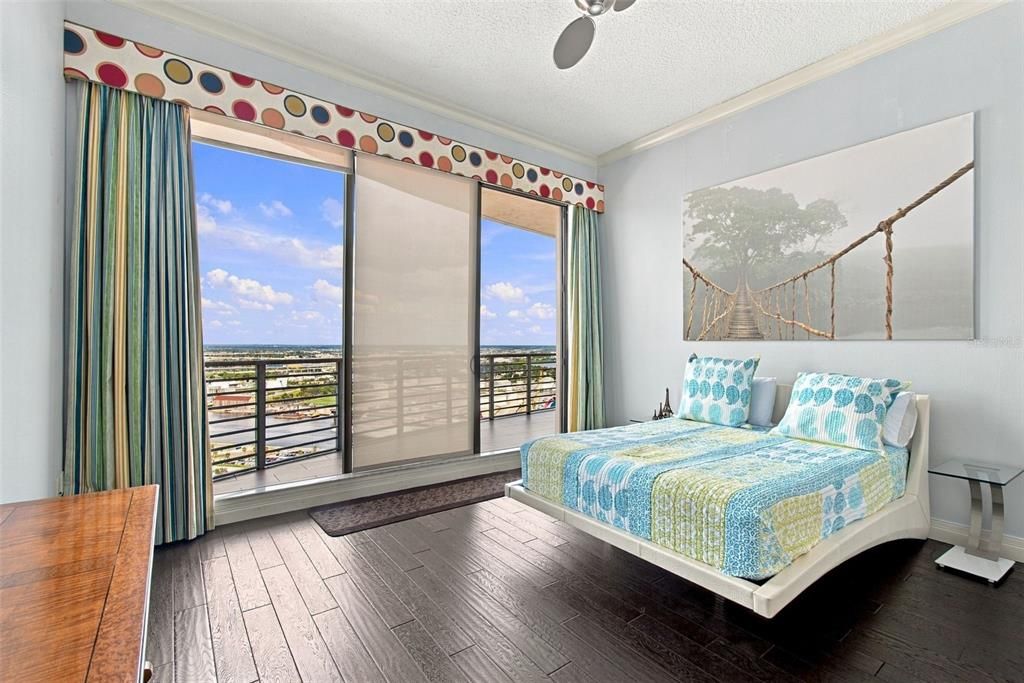 For Sale: $3,899,000 (3 beds, 3 baths, 4178 Square Feet)