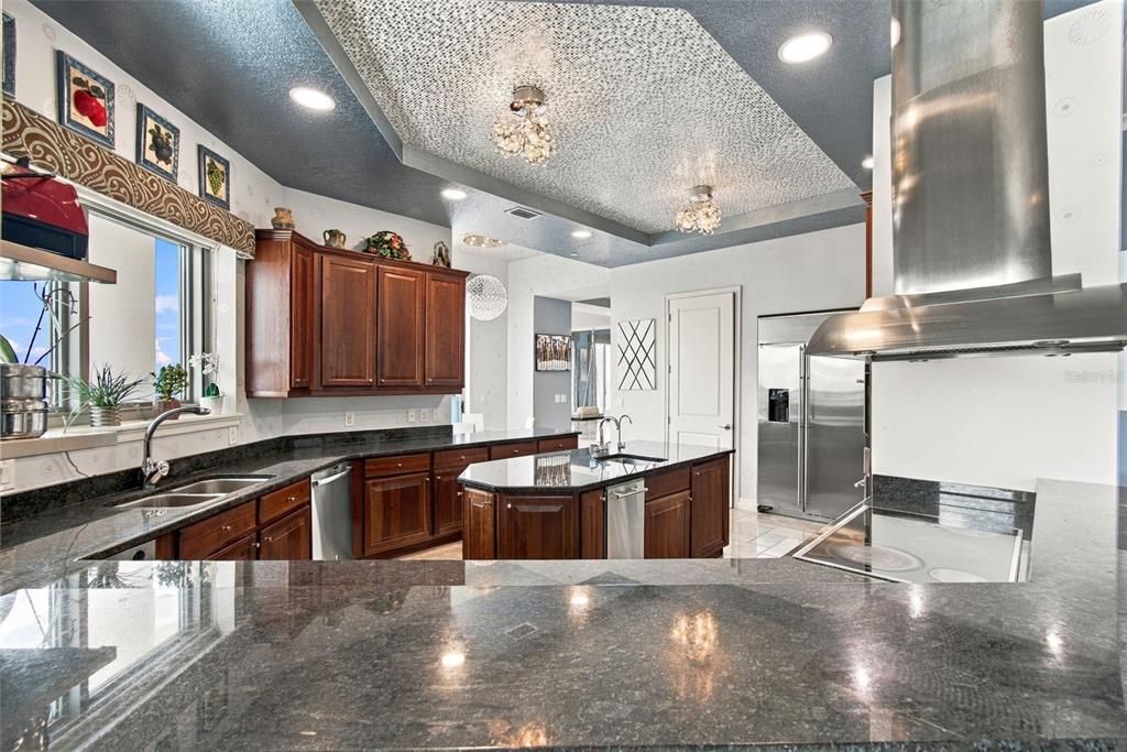 For Sale: $3,899,000 (3 beds, 3 baths, 4178 Square Feet)