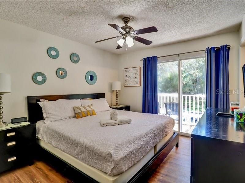 For Rent: $2,000 (3 beds, 2 baths, 1291 Square Feet)