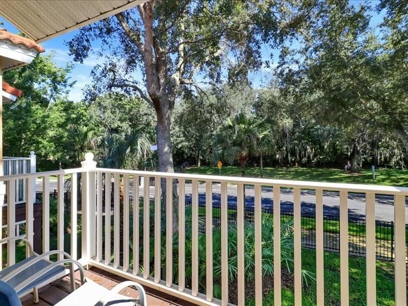 For Rent: $2,000 (3 beds, 2 baths, 1291 Square Feet)