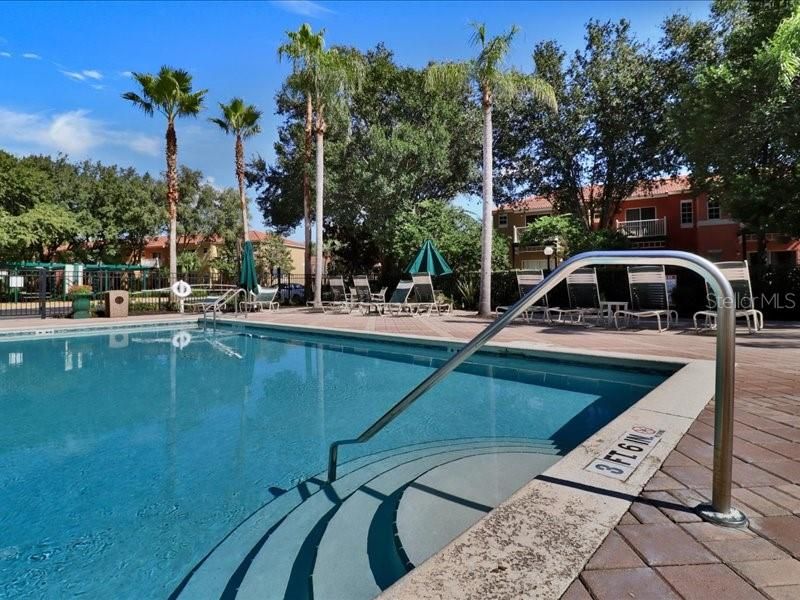 For Rent: $2,000 (3 beds, 2 baths, 1291 Square Feet)