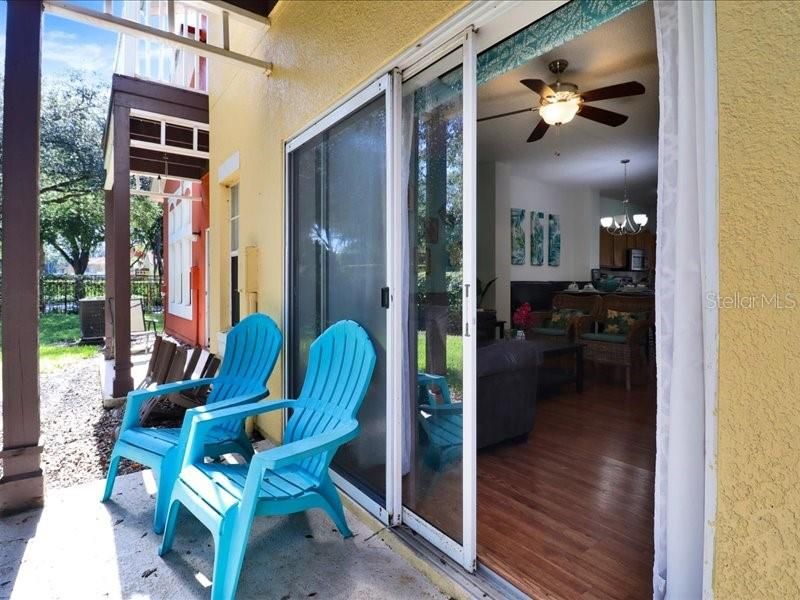 For Rent: $2,000 (3 beds, 2 baths, 1291 Square Feet)