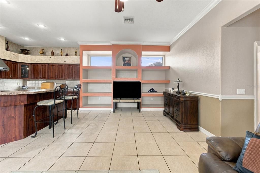 En Venta: $677,000 (5 camas, 4 baños, 3171 Pies cuadrados)