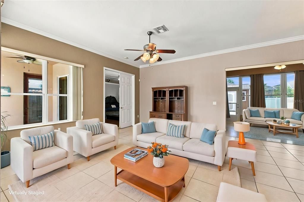 En Venta: $677,000 (5 camas, 4 baños, 3171 Pies cuadrados)