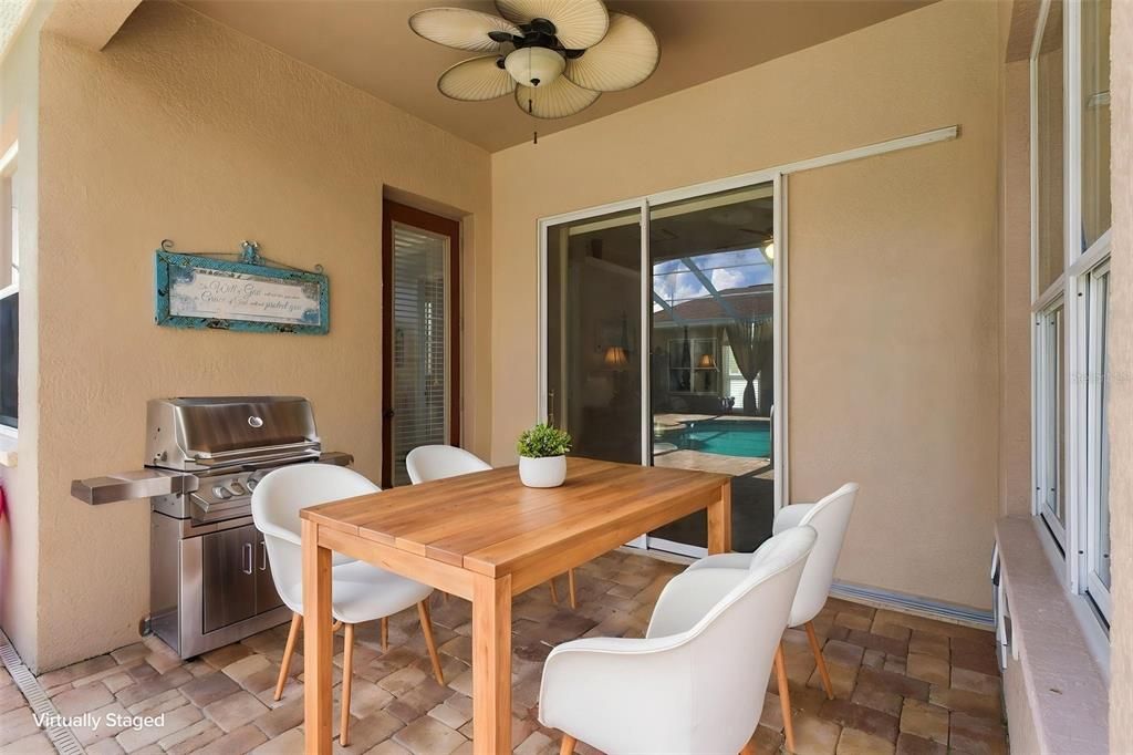 En Venta: $677,000 (5 camas, 4 baños, 3171 Pies cuadrados)