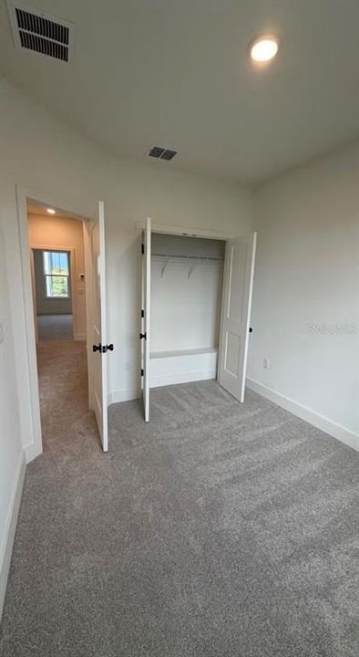 For Rent: $3,095 (4 beds, 3 baths, 1921 Square Feet)