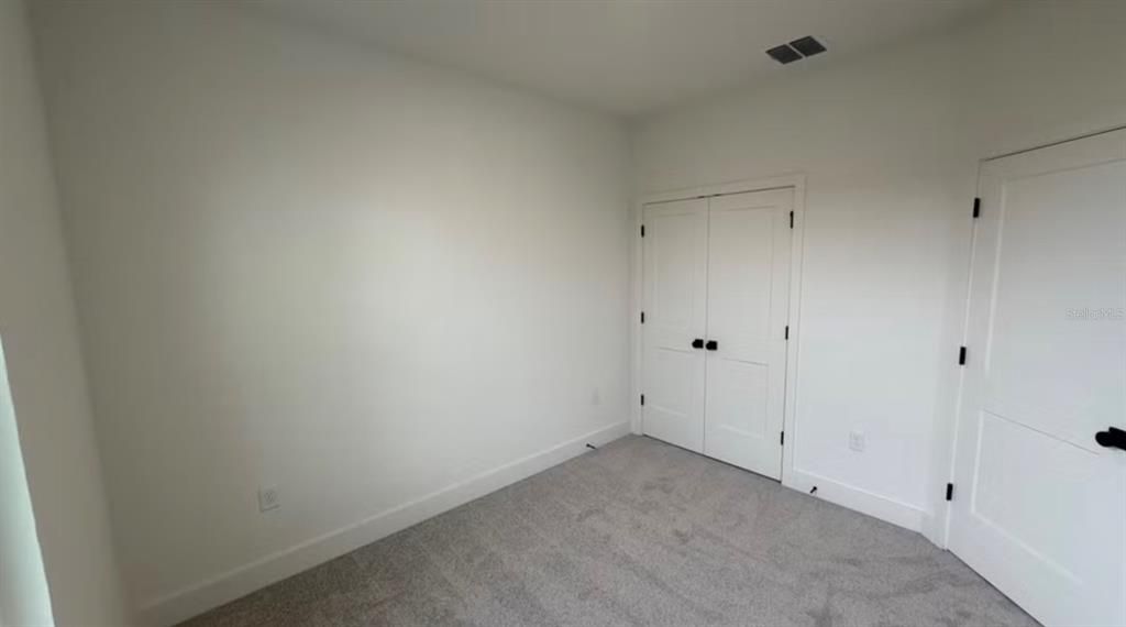 For Rent: $3,095 (4 beds, 3 baths, 1921 Square Feet)