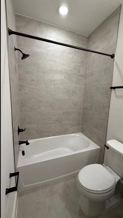 For Rent: $3,095 (4 beds, 3 baths, 1921 Square Feet)