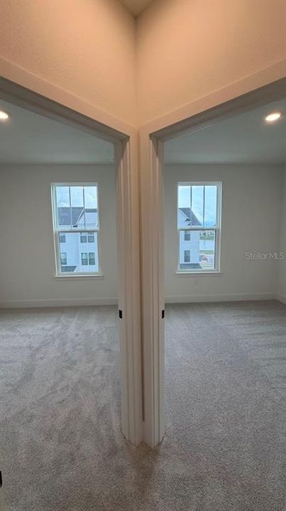 For Rent: $3,095 (4 beds, 3 baths, 1921 Square Feet)