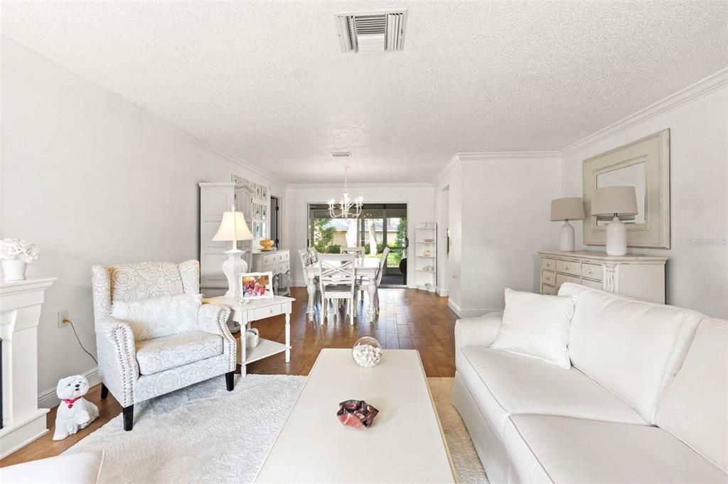 En Venta: $369,000 (2 camas, 2 baños, 1788 Pies cuadrados)