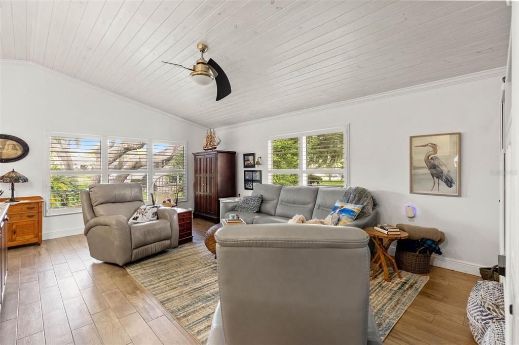 En Venta: $369,000 (2 camas, 2 baños, 1788 Pies cuadrados)