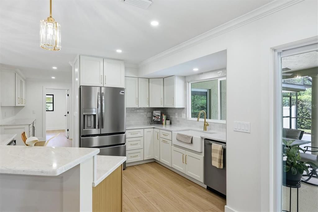 Active With Contract: $695,000 (3 beds, 2 baths, 1911 Square Feet)