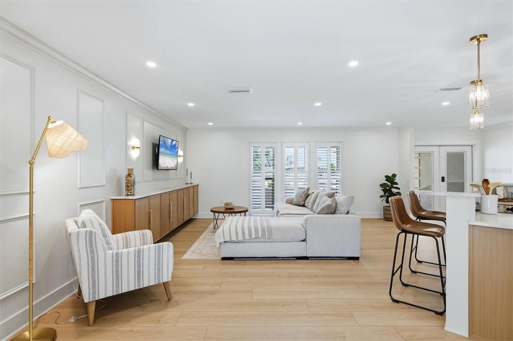 Active With Contract: $695,000 (3 beds, 2 baths, 1911 Square Feet)