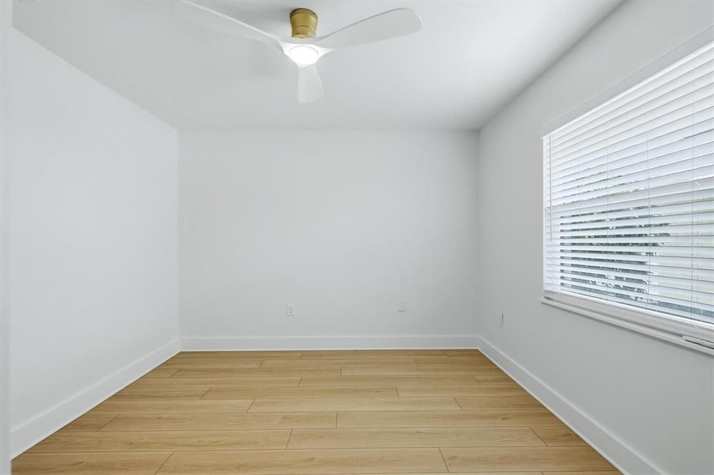 Active With Contract: $695,000 (3 beds, 2 baths, 1911 Square Feet)