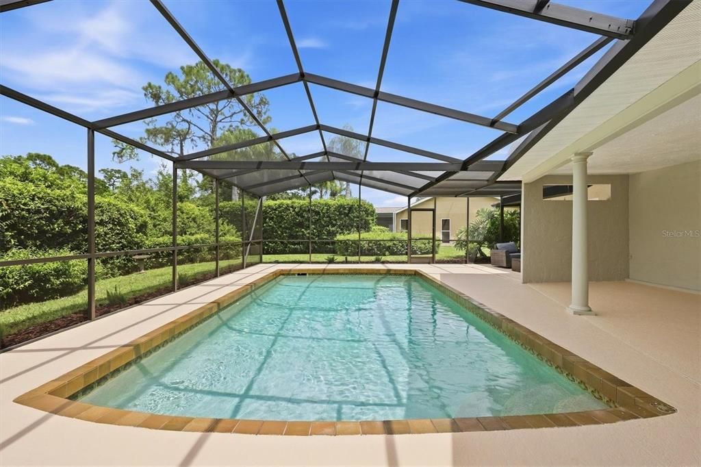 Active With Contract: $695,000 (3 beds, 2 baths, 1911 Square Feet)