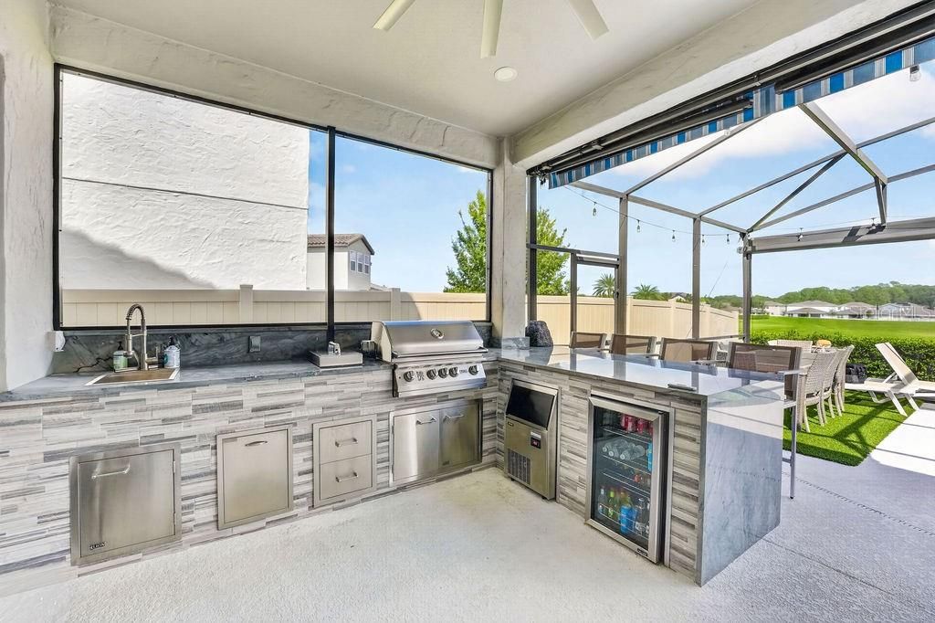 For Sale: $1,090,000 (5 beds, 4 baths, 3878 Square Feet)