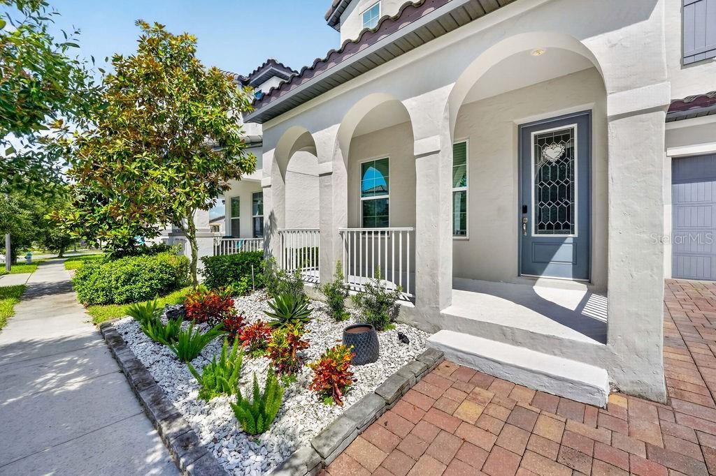 For Sale: $1,090,000 (5 beds, 4 baths, 3878 Square Feet)
