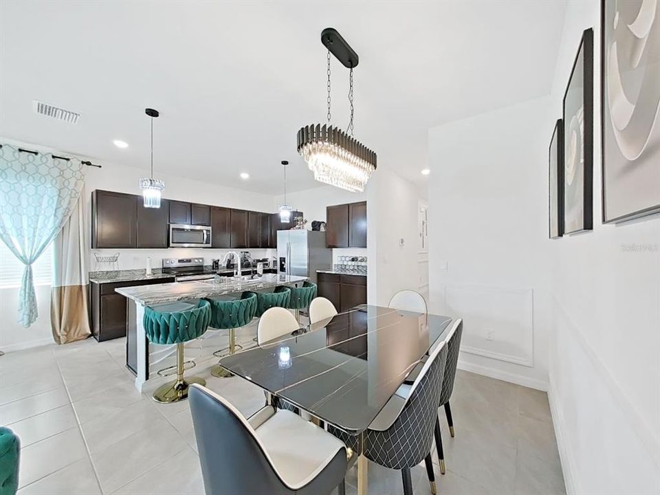 На продажу: $287,000 (3 спален, 2 ванн, 1802 Квадратных фут)