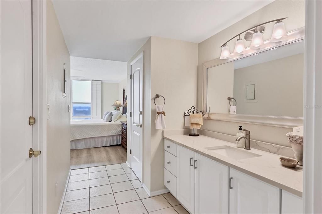 For Sale: $790,000 (2 beds, 2 baths, 1421 Square Feet)