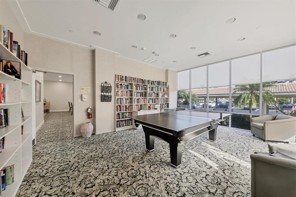 For Sale: $790,000 (2 beds, 2 baths, 1421 Square Feet)