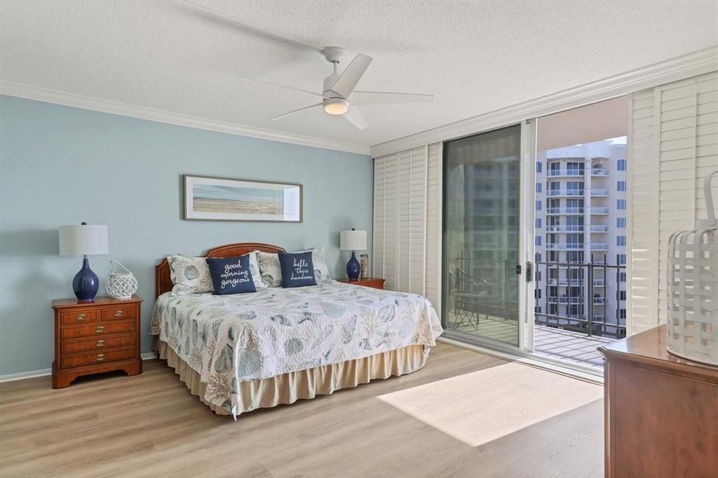 For Sale: $790,000 (2 beds, 2 baths, 1421 Square Feet)