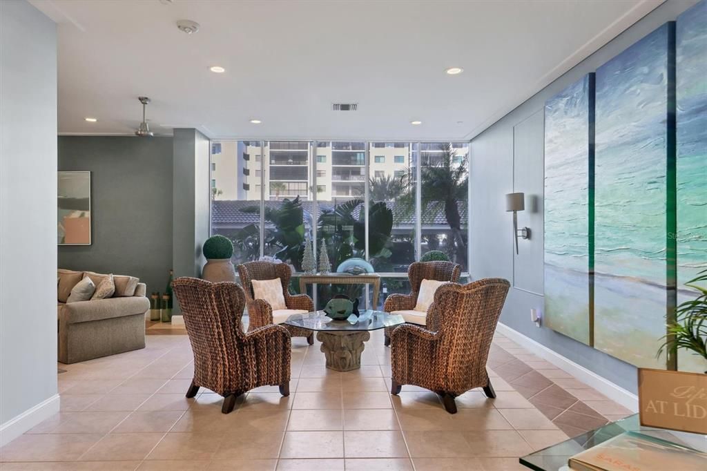 For Sale: $790,000 (2 beds, 2 baths, 1421 Square Feet)