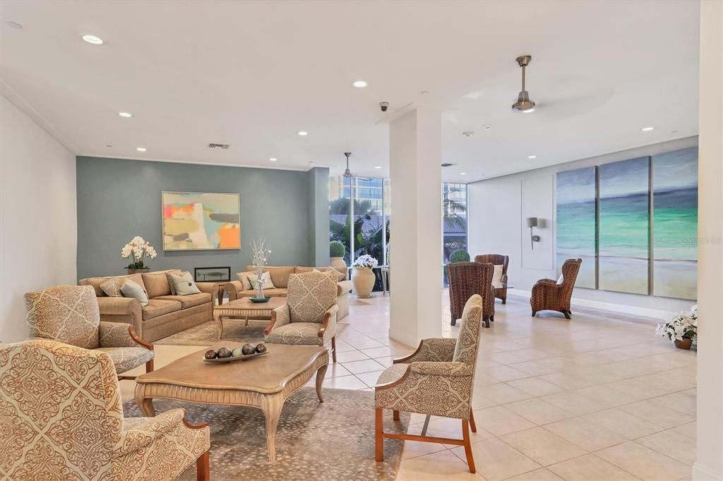 For Sale: $790,000 (2 beds, 2 baths, 1421 Square Feet)
