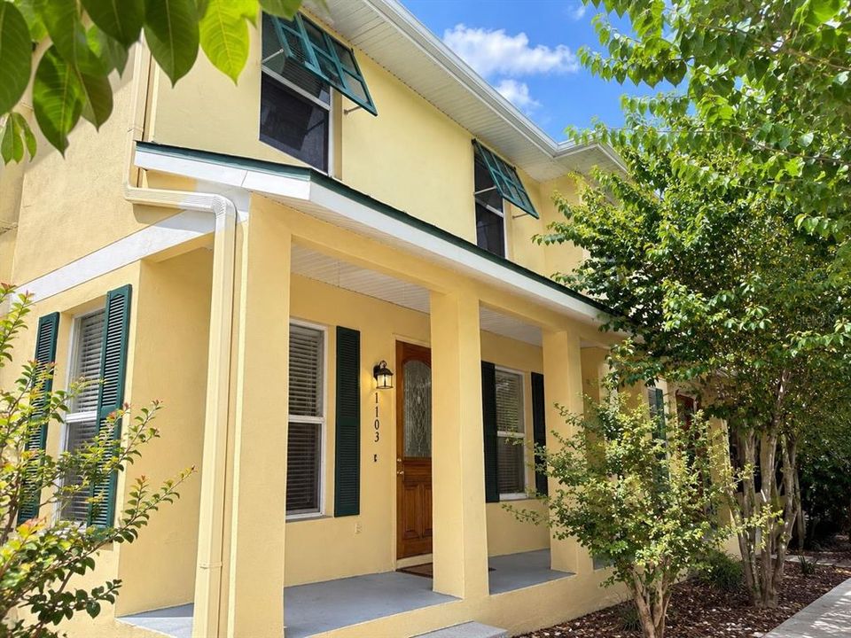 For Rent: $3,500 (3 beds, 2 baths, 1113 Square Feet)