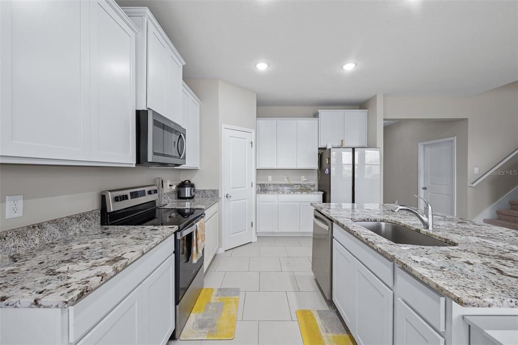 For Sale: $495,000 (4 beds, 3 baths, 2756 Square Feet)
