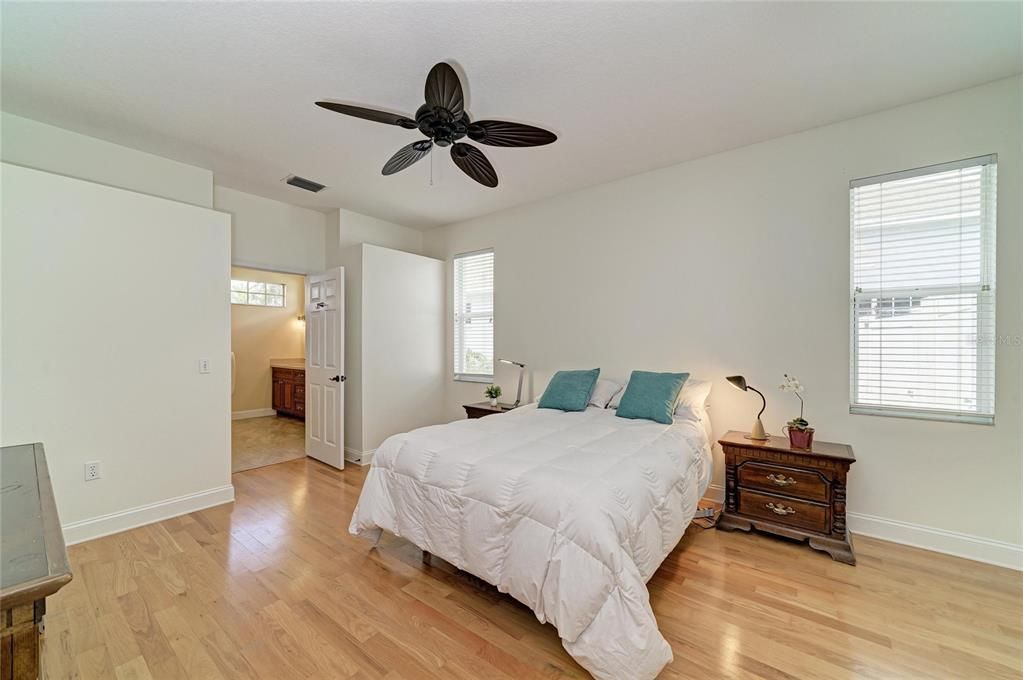 For Sale: $499,000 (4 beds, 2 baths, 1969 Square Feet)