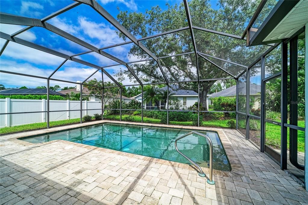 For Sale: $499,000 (4 beds, 2 baths, 1969 Square Feet)