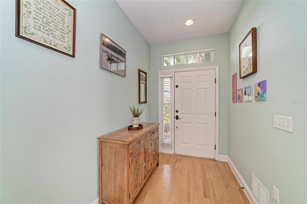 For Sale: $499,000 (4 beds, 2 baths, 1969 Square Feet)