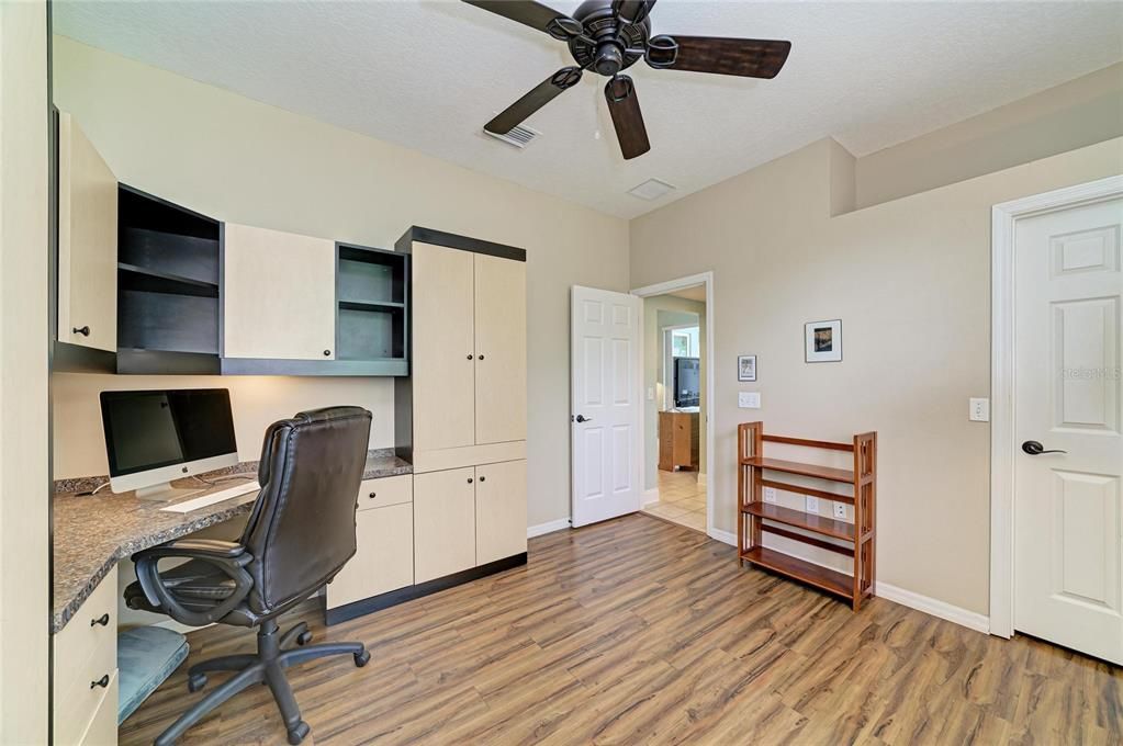 For Sale: $499,000 (4 beds, 2 baths, 1969 Square Feet)