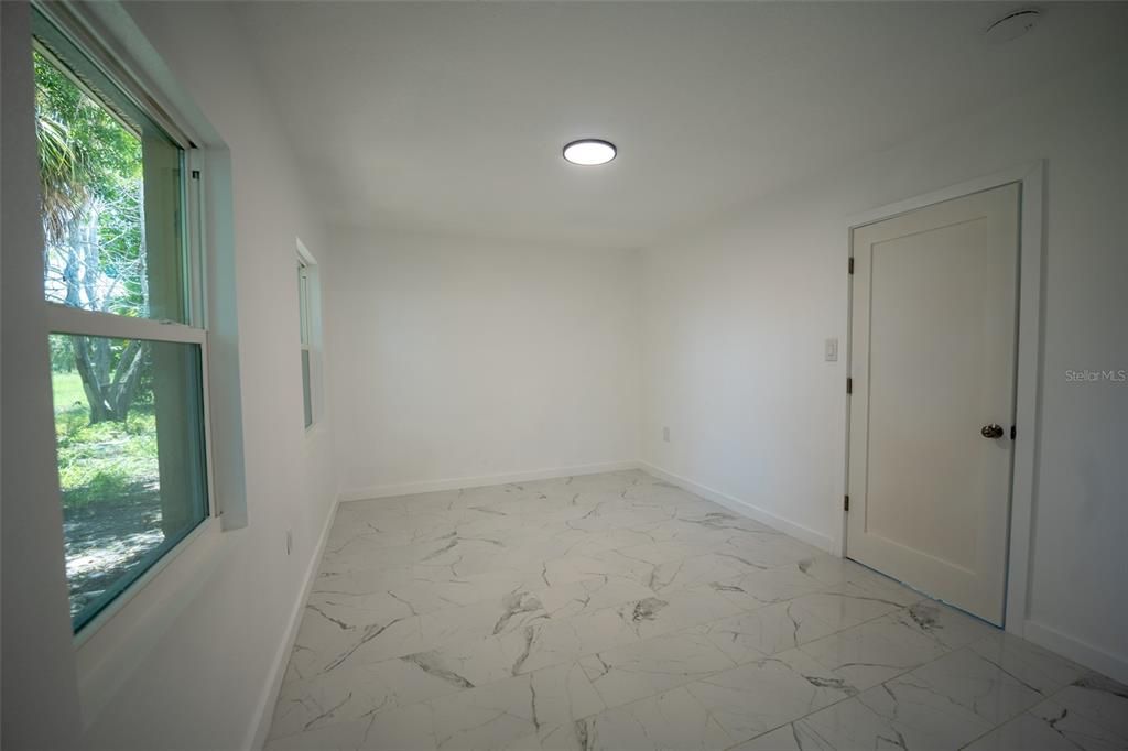 For Rent: $2,000 (1 beds, 1 baths, 498 Square Feet)