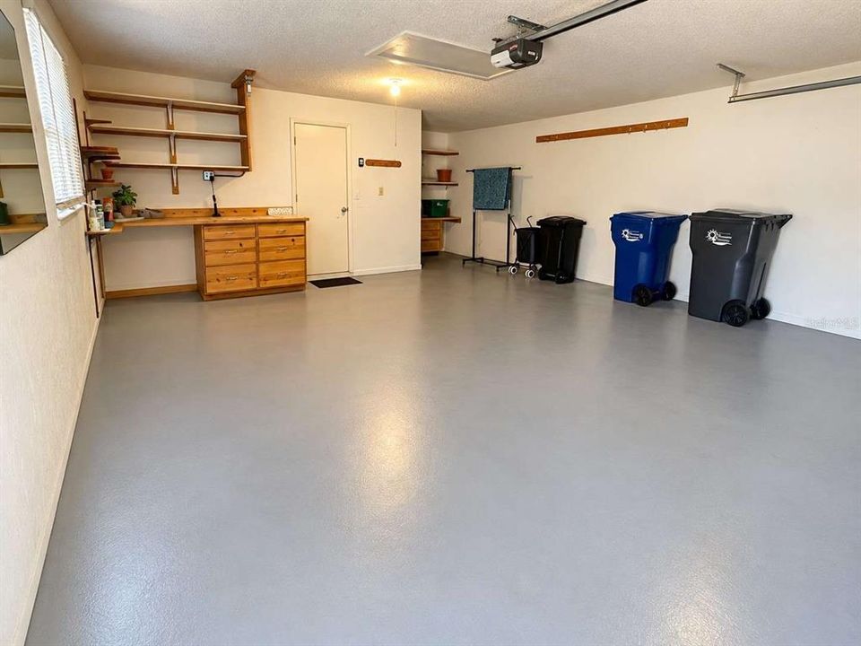 For Sale: $349,700 (2 beds, 2 baths, 1798 Square Feet)