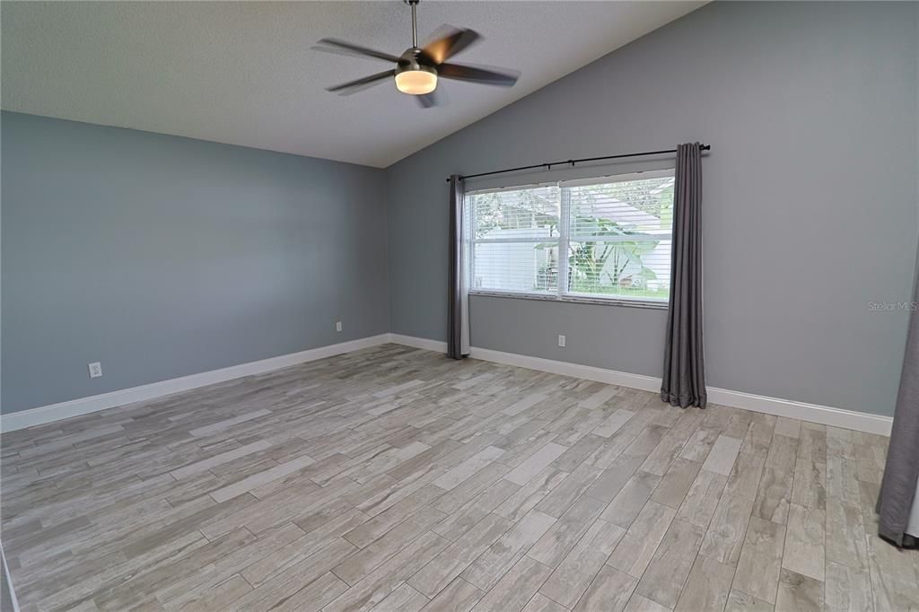 For Sale: $445,000 (3 beds, 2 baths, 1750 Square Feet)