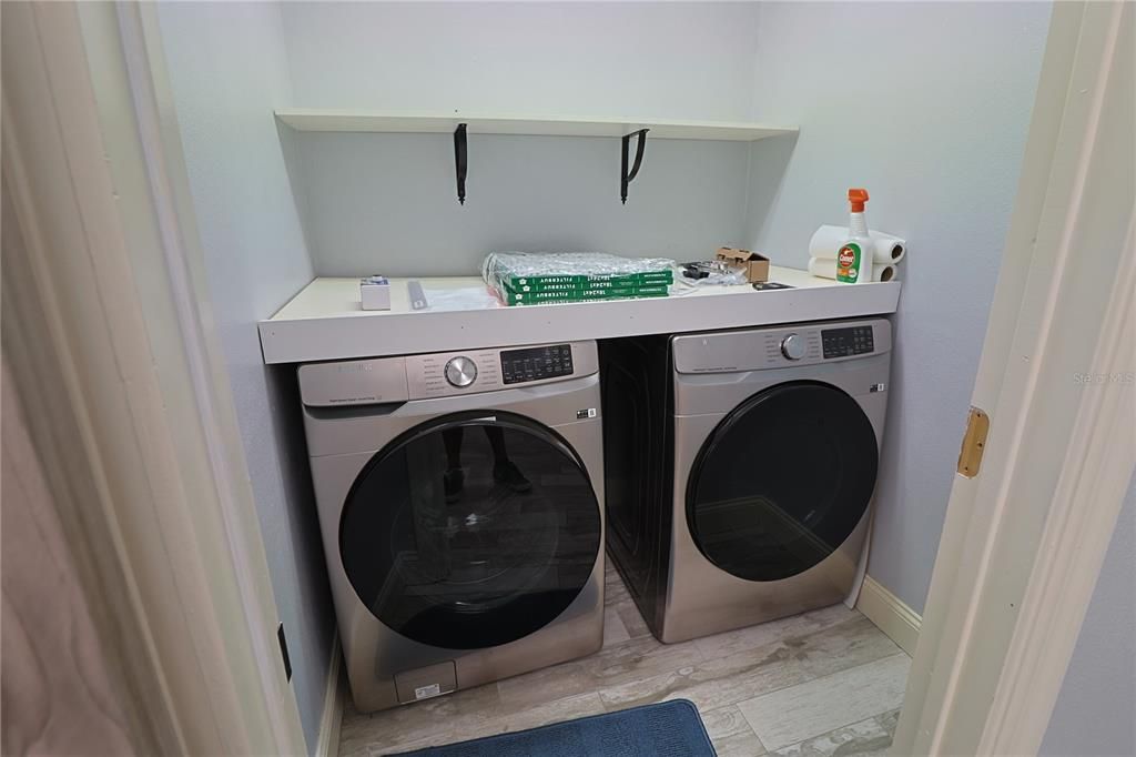For Sale: $445,000 (3 beds, 2 baths, 1750 Square Feet)