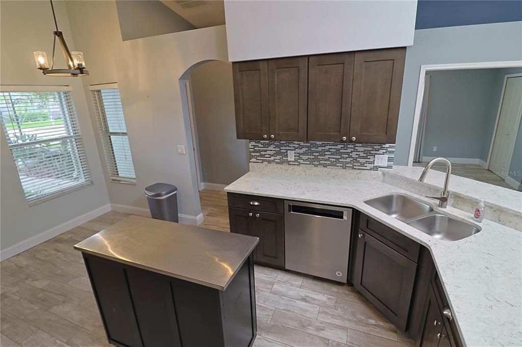 For Sale: $445,000 (3 beds, 2 baths, 1750 Square Feet)