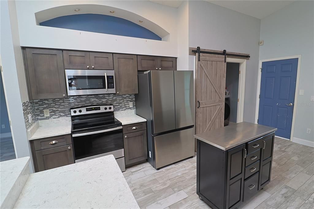 For Sale: $445,000 (3 beds, 2 baths, 1750 Square Feet)