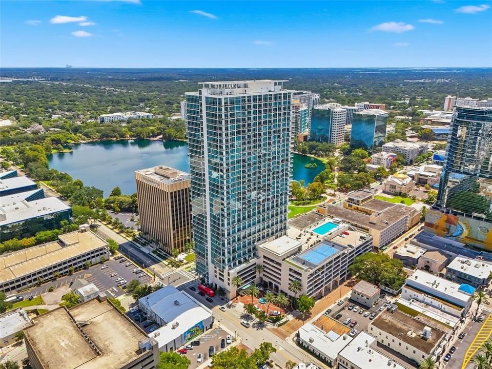 For Sale: $598,000 (1 beds, 1 baths, 1381 Square Feet)