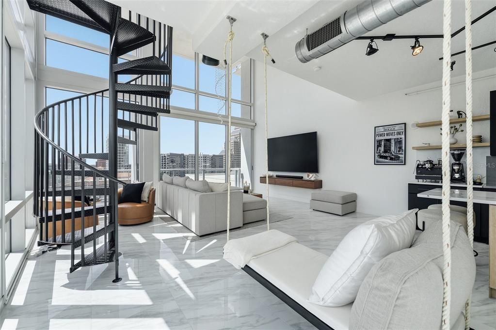 For Sale: $598,000 (1 beds, 1 baths, 1381 Square Feet)