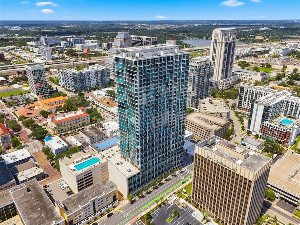 For Sale: $598,000 (1 beds, 1 baths, 1381 Square Feet)