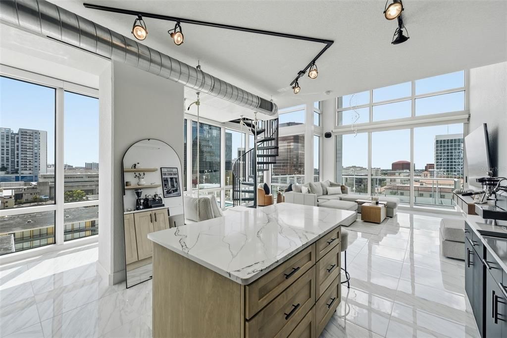 For Sale: $598,000 (1 beds, 1 baths, 1381 Square Feet)