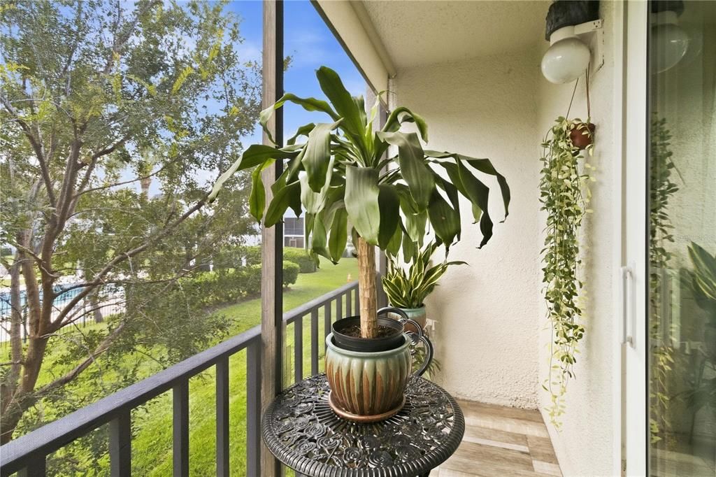 Active With Contract: $150,000 (2 beds, 2 baths, 1090 Square Feet)