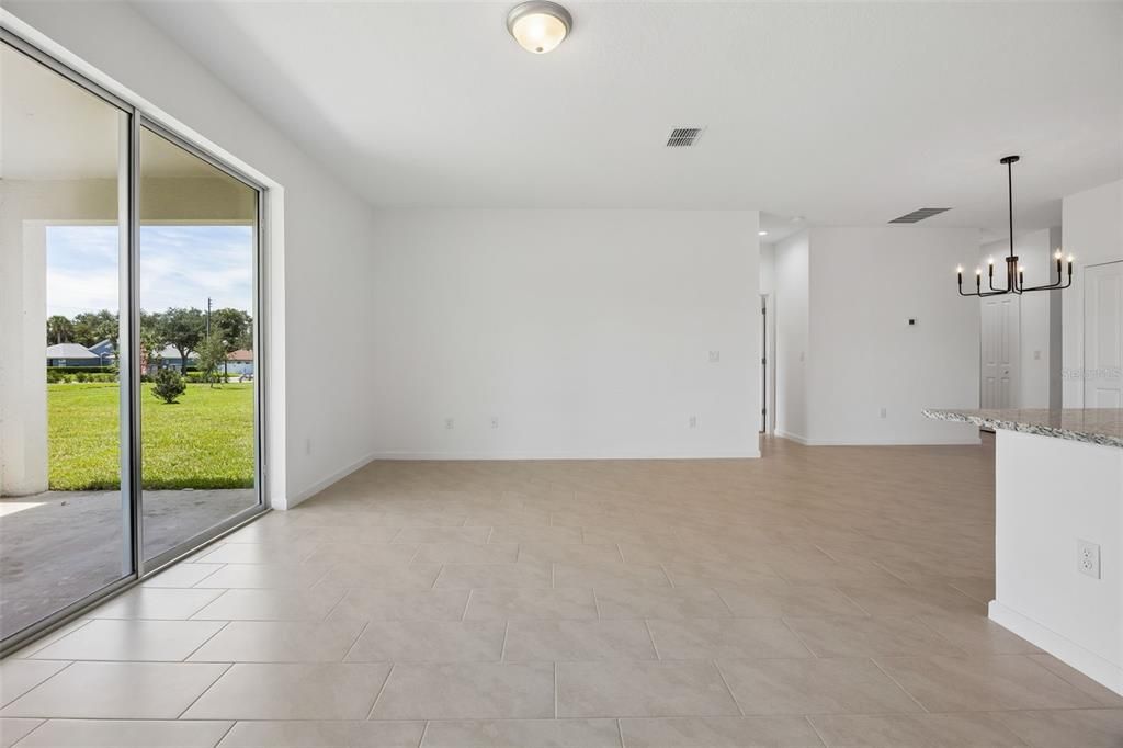 En Venta: $311,090 (3 camas, 2 baños, 1458 Pies cuadrados)