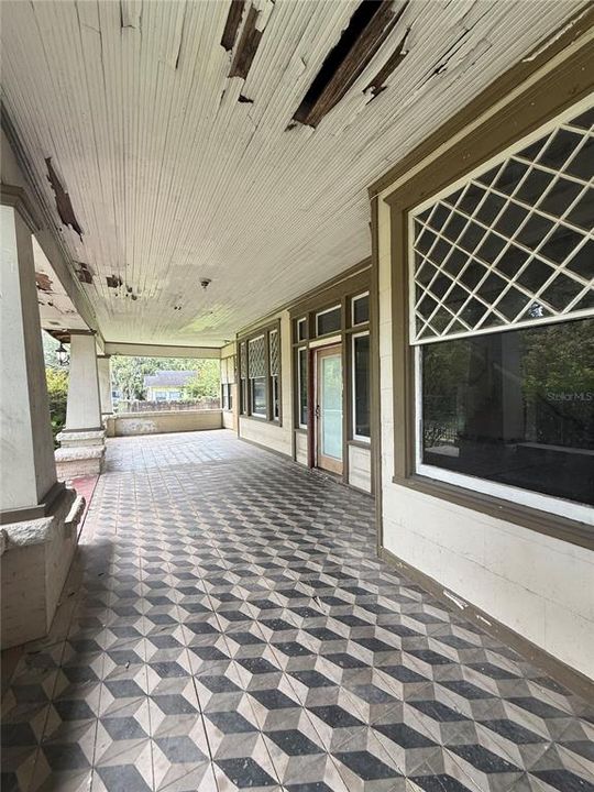 En Venta: $399,999 (4 camas, 3 baños, 4406 Pies cuadrados)