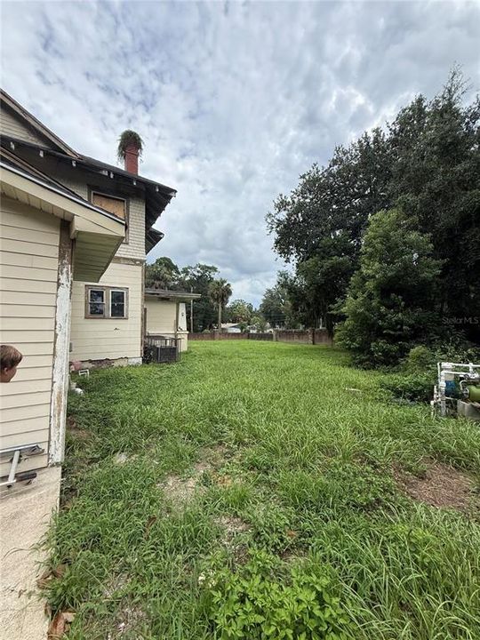 En Venta: $399,999 (4 camas, 3 baños, 4406 Pies cuadrados)