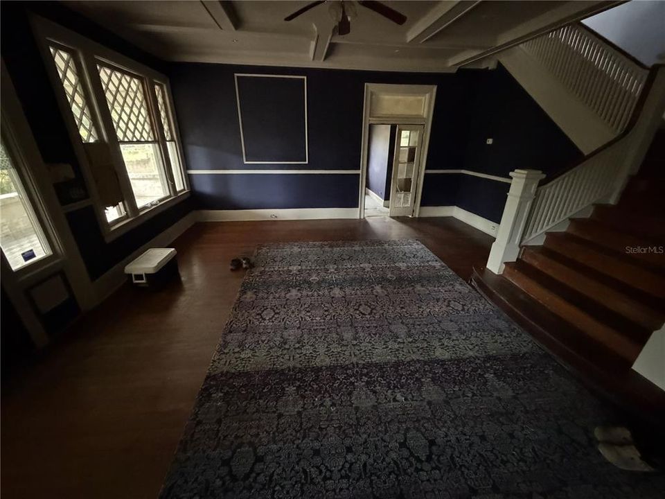 En Venta: $399,999 (4 camas, 3 baños, 4406 Pies cuadrados)