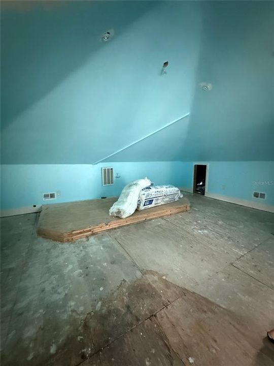 En Venta: $399,999 (4 camas, 3 baños, 4406 Pies cuadrados)